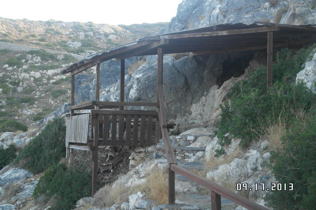 Athena Hotel Milopotamos  Buitenkant foto