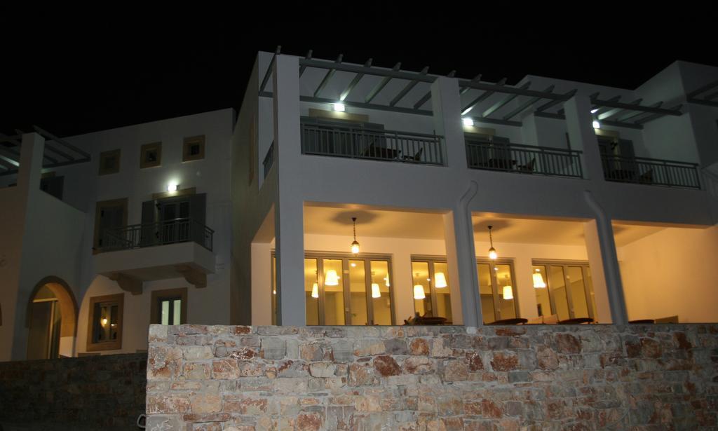 Athena Hotel Milopotamos  Buitenkant foto