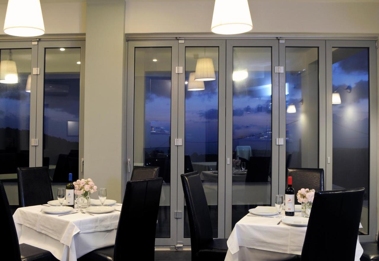 Athena Hotel Milopotamos  Buitenkant foto